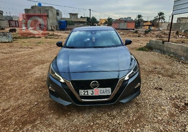 نيسان ألتيما